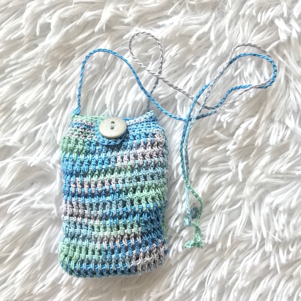 VSCO Hand Crocheted Cross Body Coin Purse
